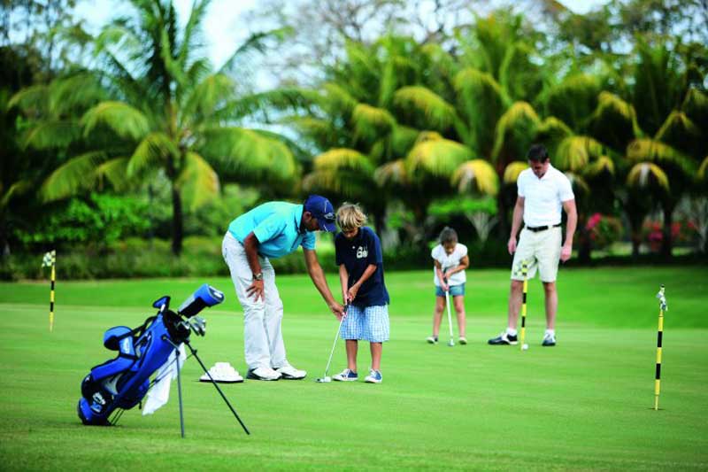 Learning golf with your children, Mauritius