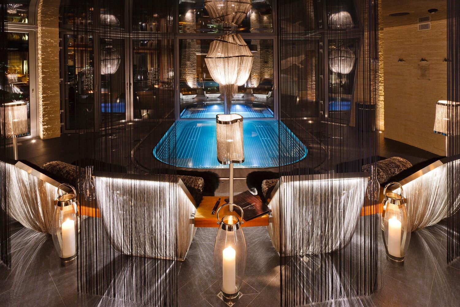 zermatt-peak-pool.jpg