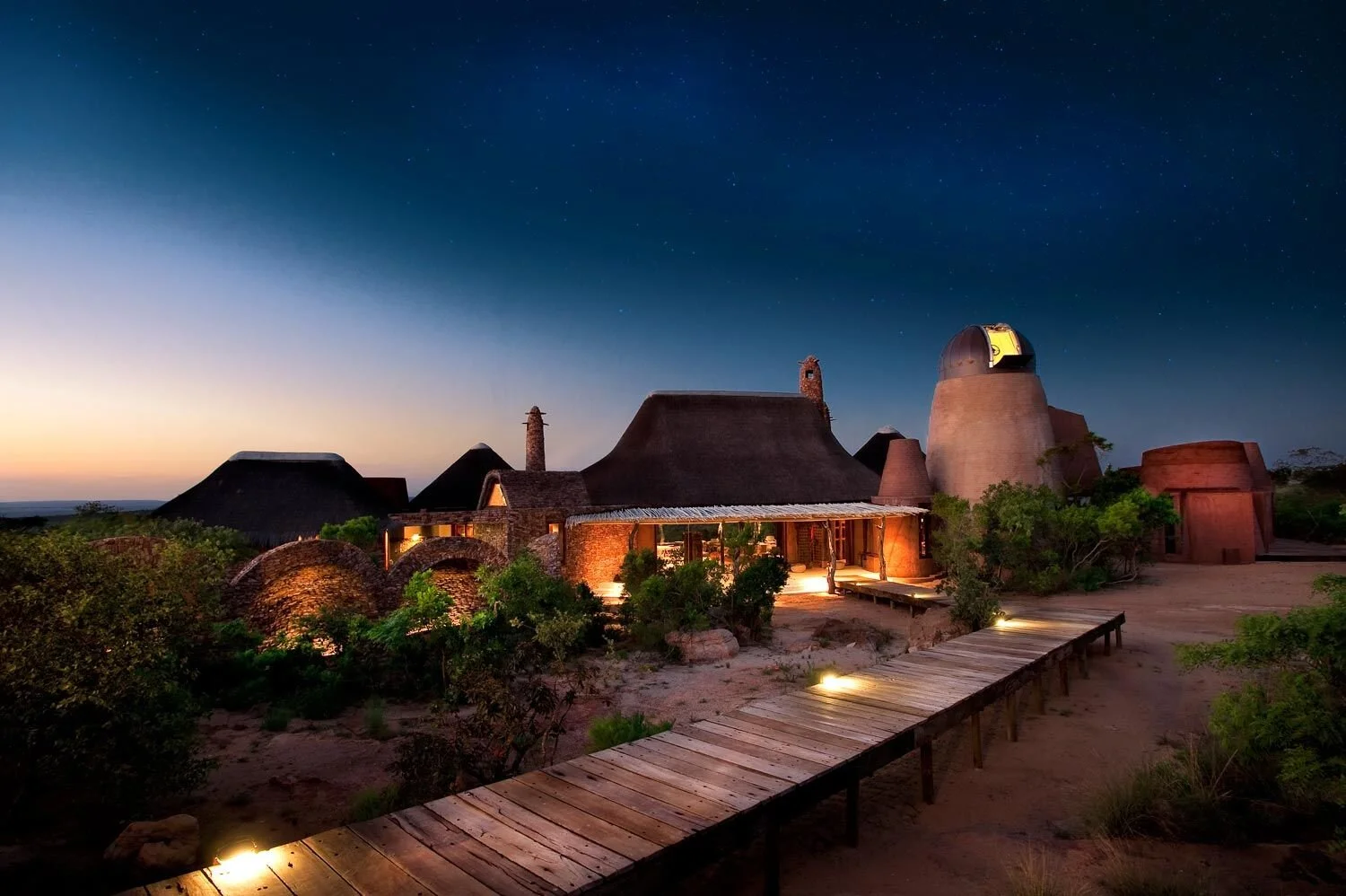 leobo-observatory-outside-view.jpg