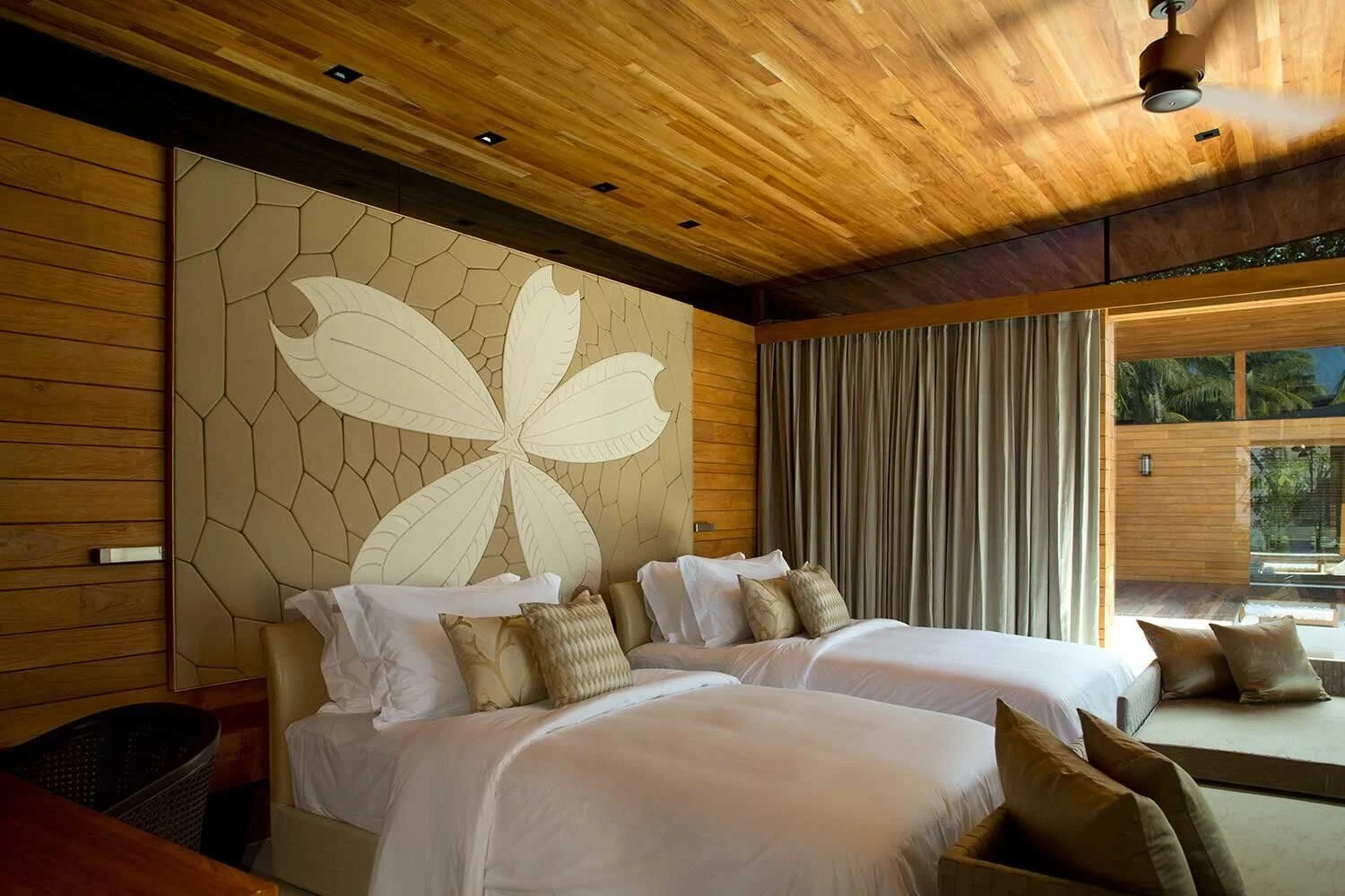 coco-prive-bedroom-2.jpg
