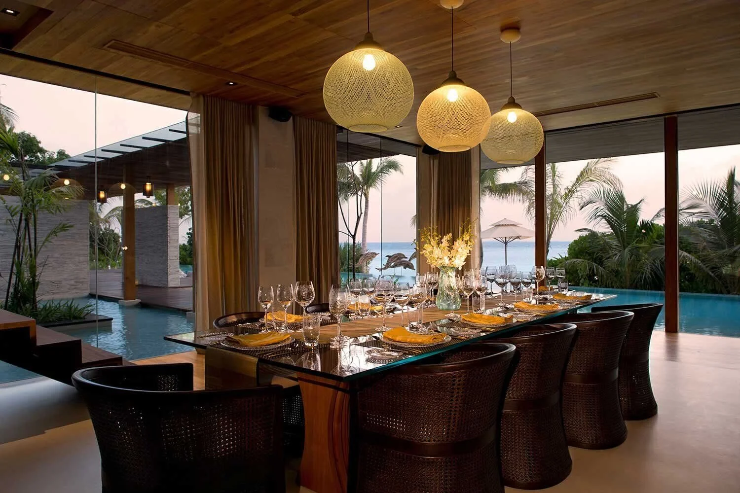 coco-prive-dining-room.jpg