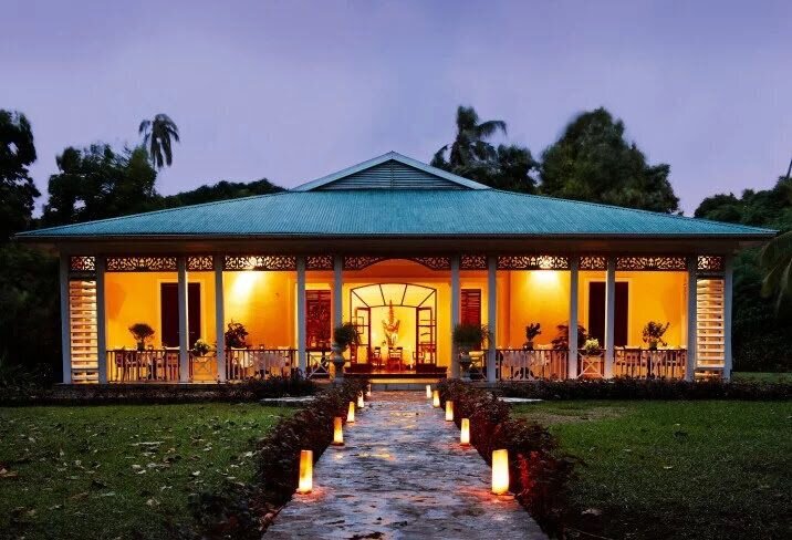 fregate-island-night-view.jpg