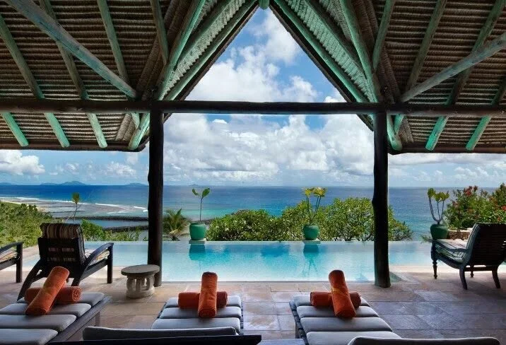 fregate-island-outside-view.jpg