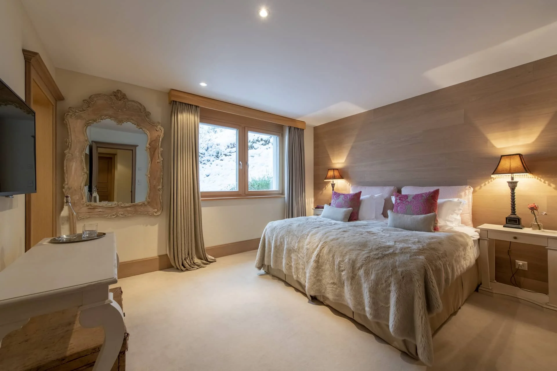 chalet-grace-bedroom-2.jpg