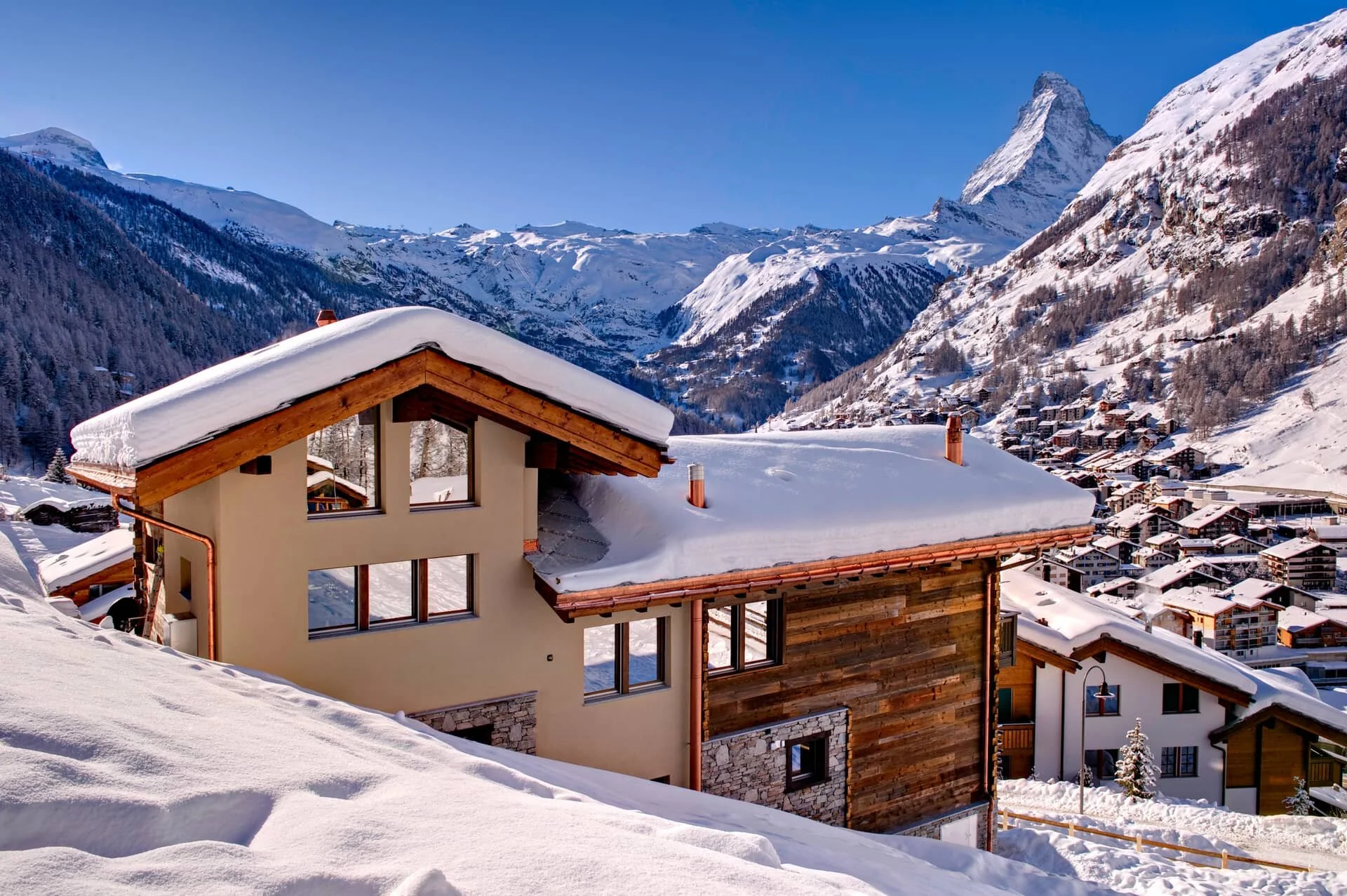 chalet-grace-exterior-matterhorn.jpg