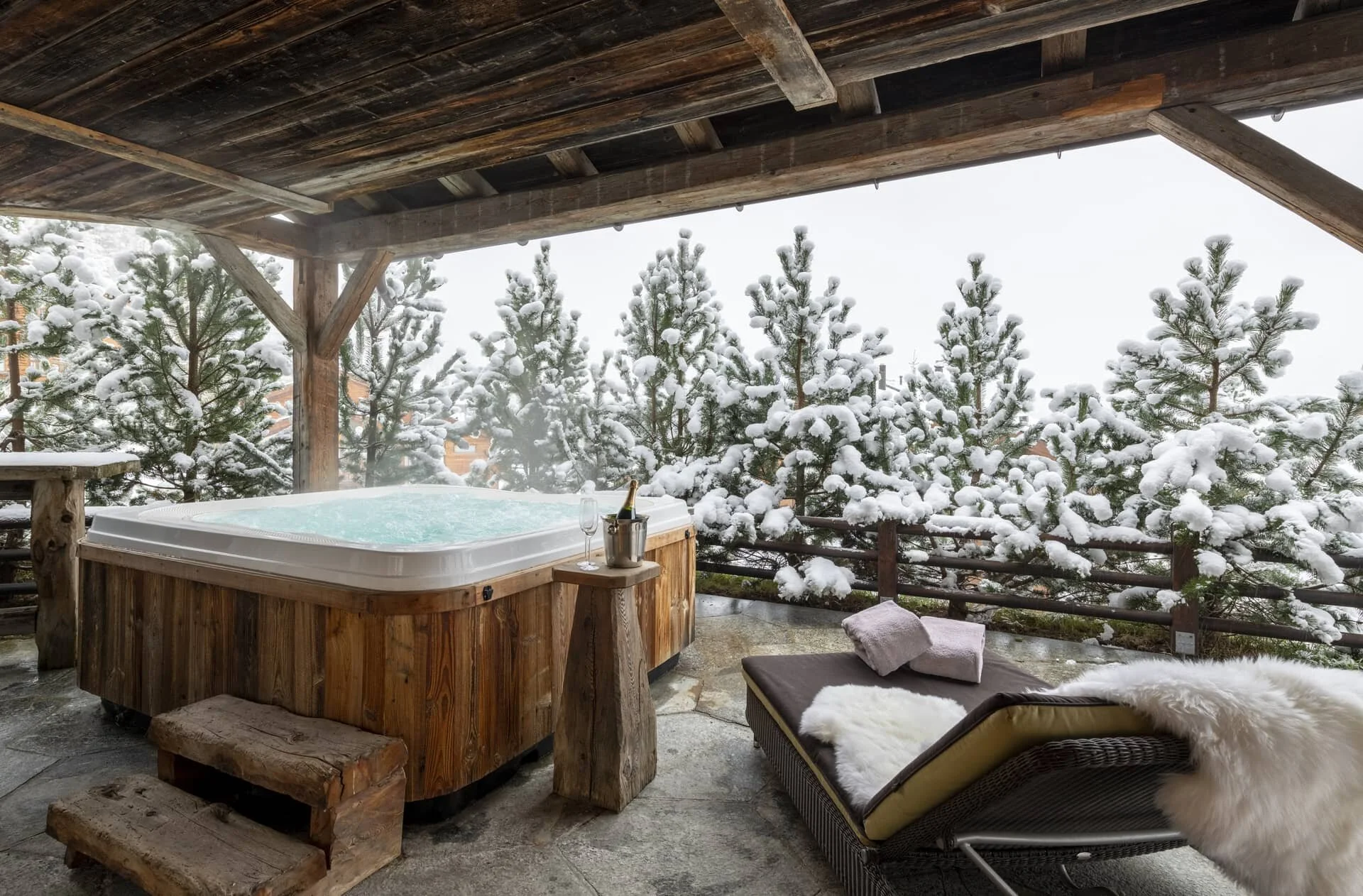chalet-grace-outside-hottub.jpg