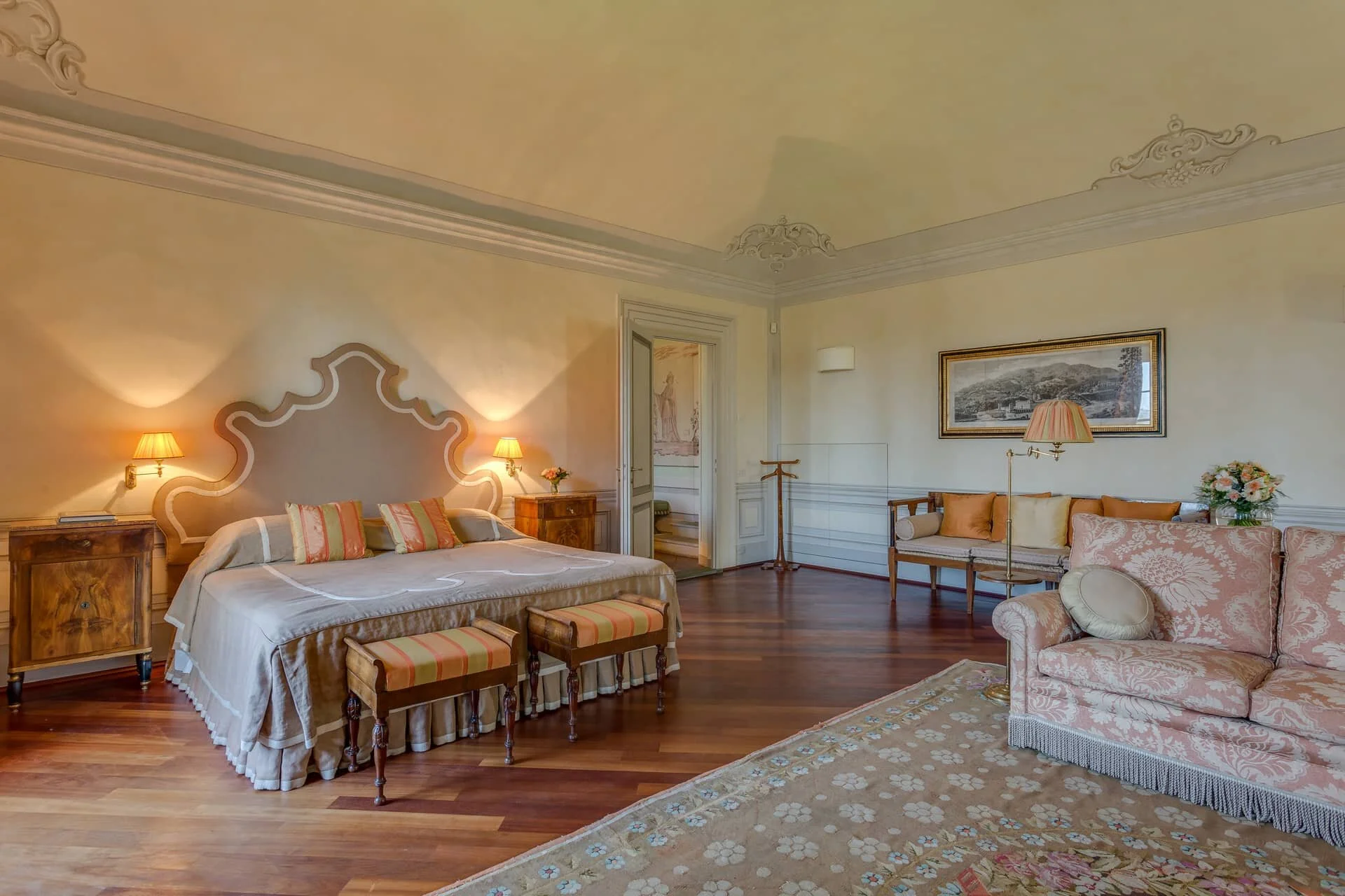 villa_le_rose_green_bedroom.jpg