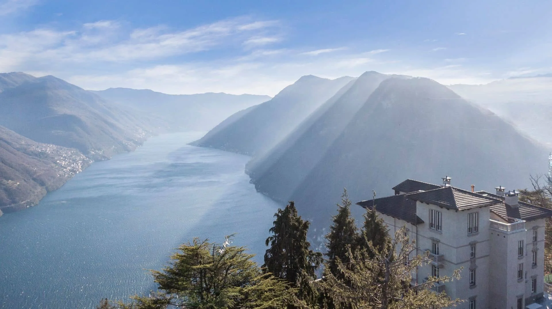 villa-peduzzi-lake.jpg