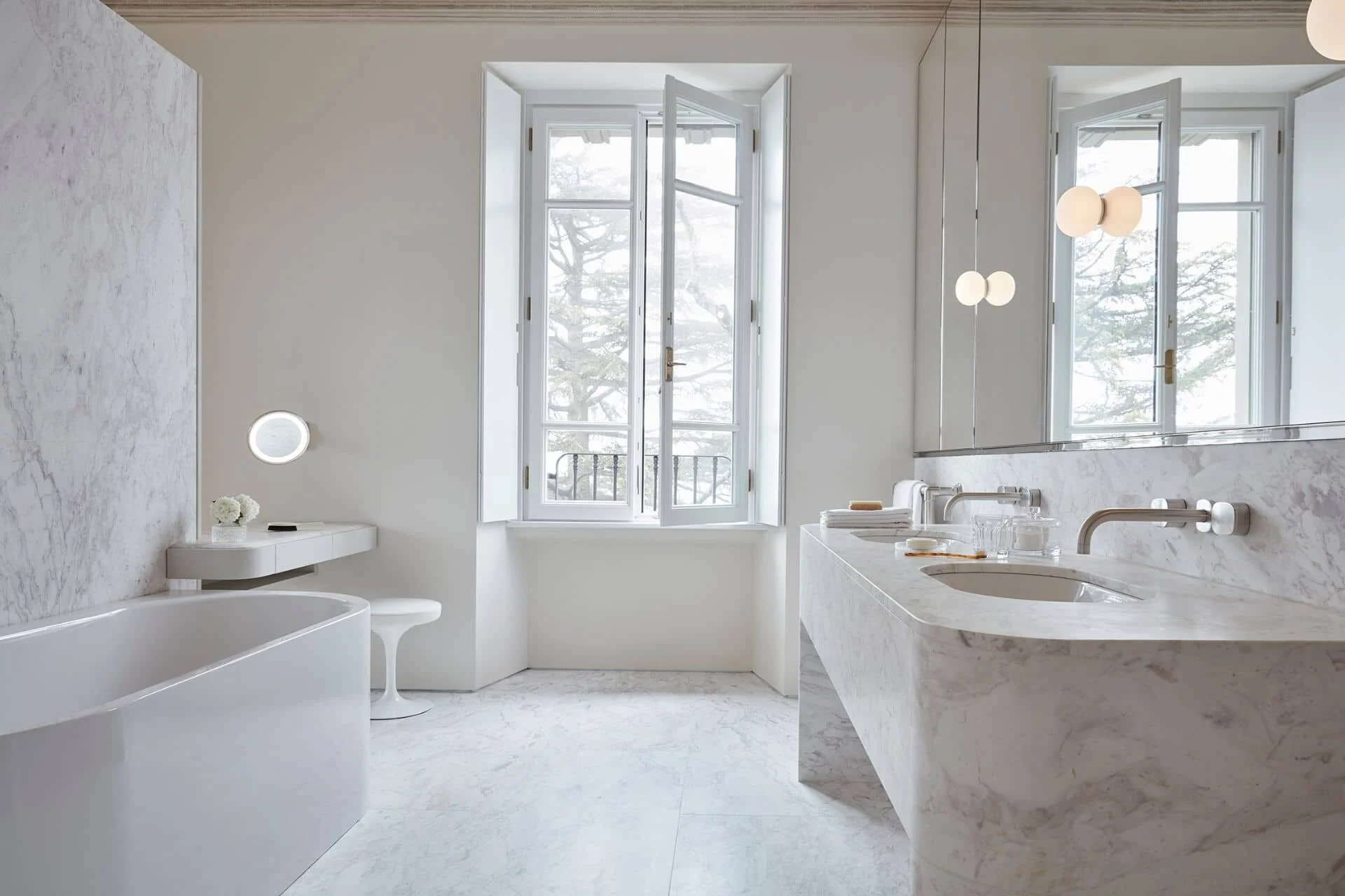 villa-peduzzi-master-suite-bathroom.jpg