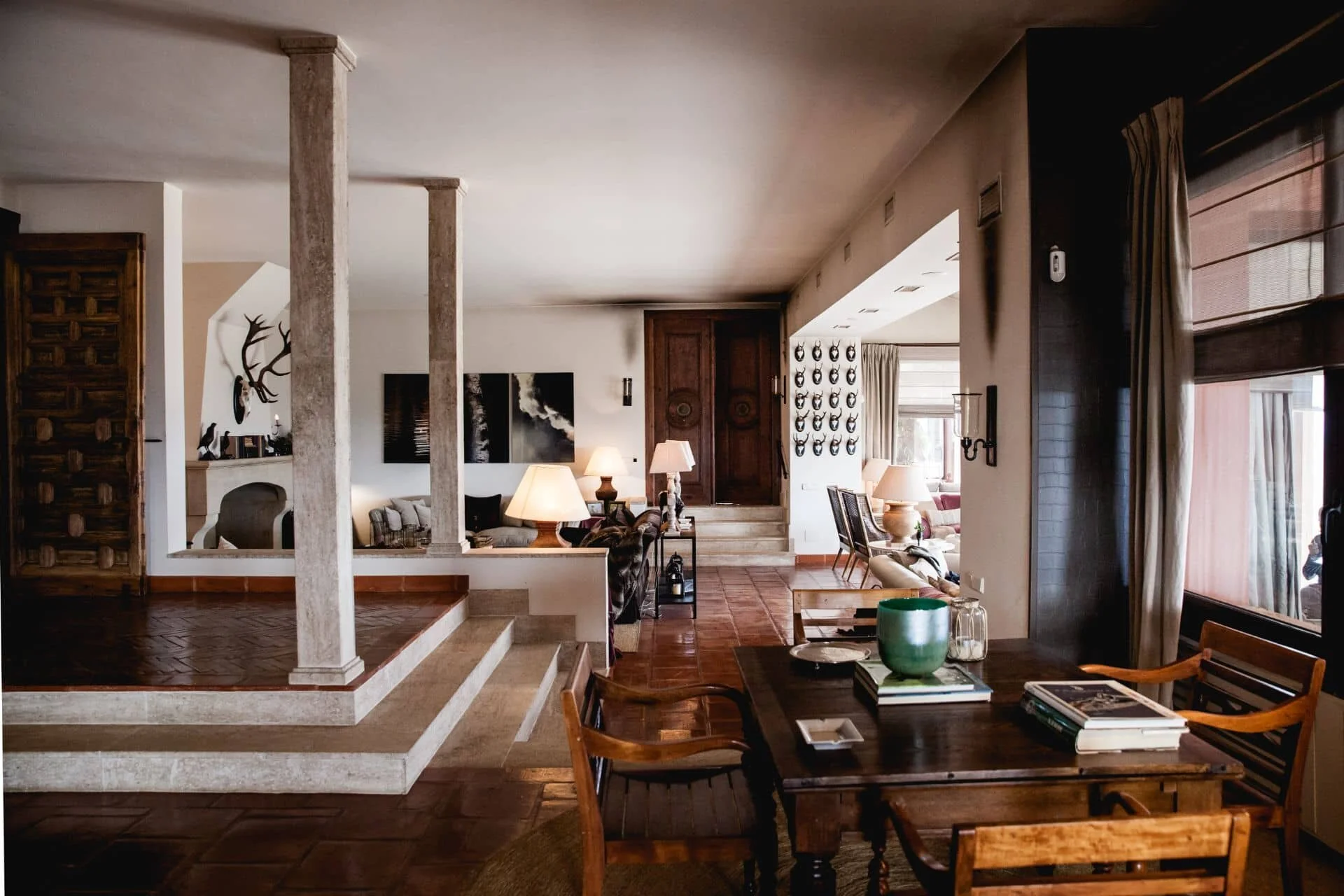la-nava-de-barranco-living-room-1.JPG