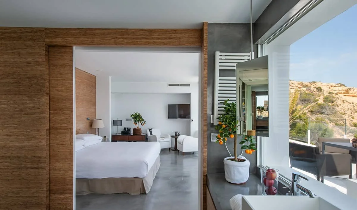 villa-infinity-bedroom.jpg