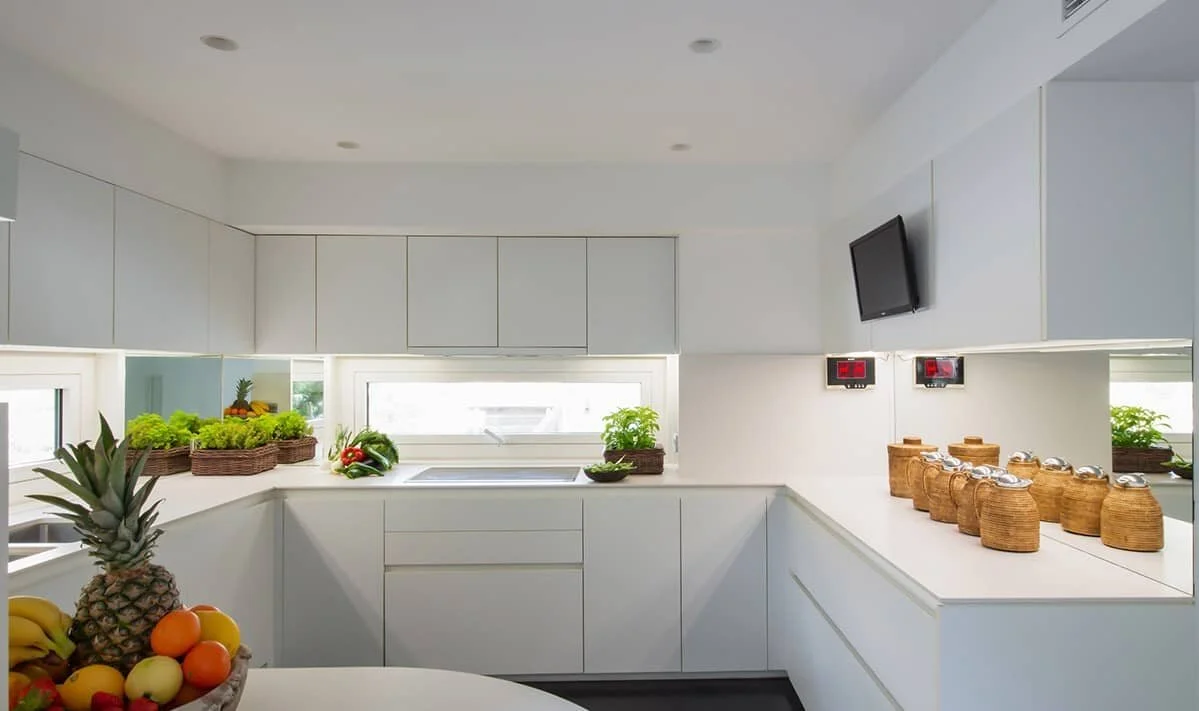 villa-infinity-kitchen.jpg