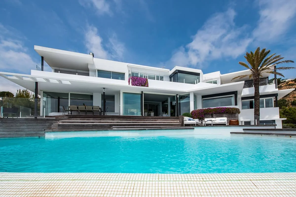 villa-infinity-pool-vill.jpg