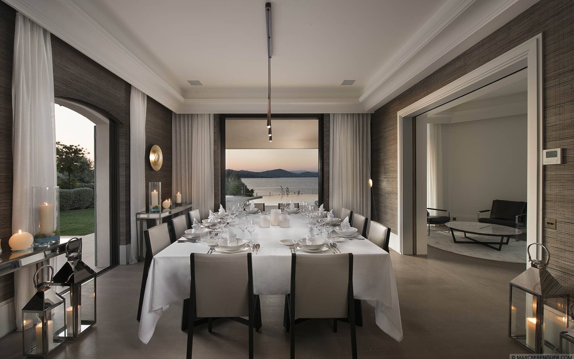 waters-edge-dining.jpg