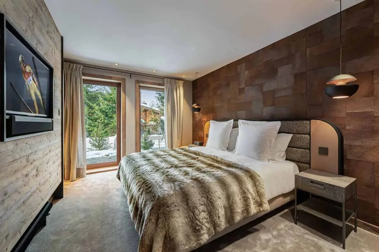 chalet-divinity- bedroom-4.jpg