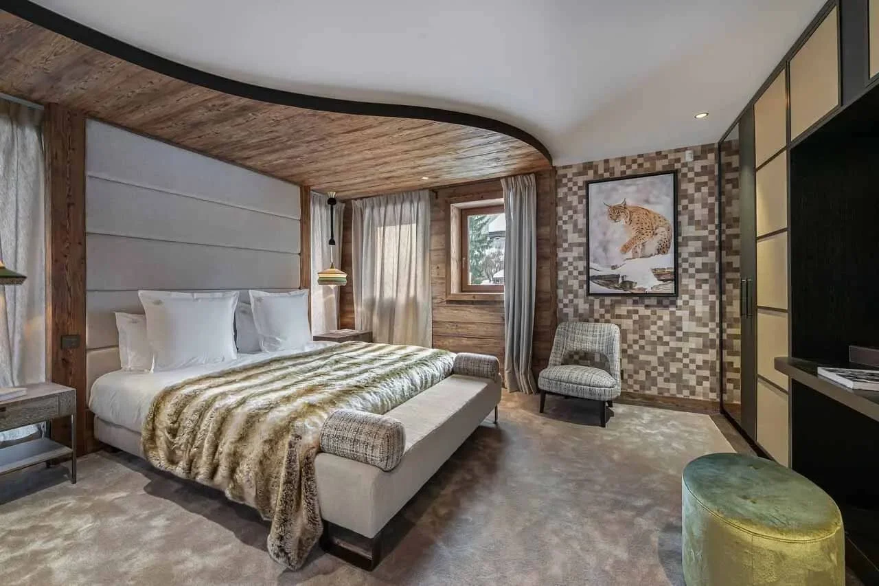chalet-divinity-bedroom-6.jpg