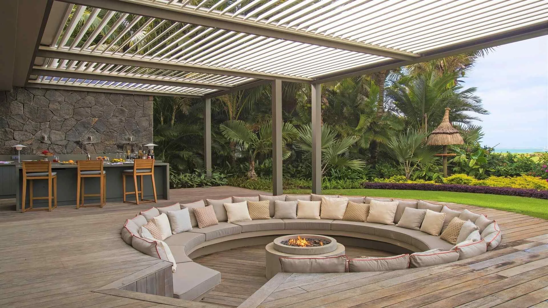 Villa_Charlotte_1920 (29).jpg