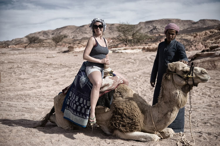 dyd-yoga-fusion-holiday-camel-ride.jpg