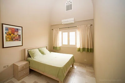 Second bedroom_opt.jpg