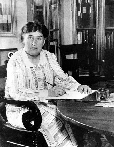 WillaCather.jpg