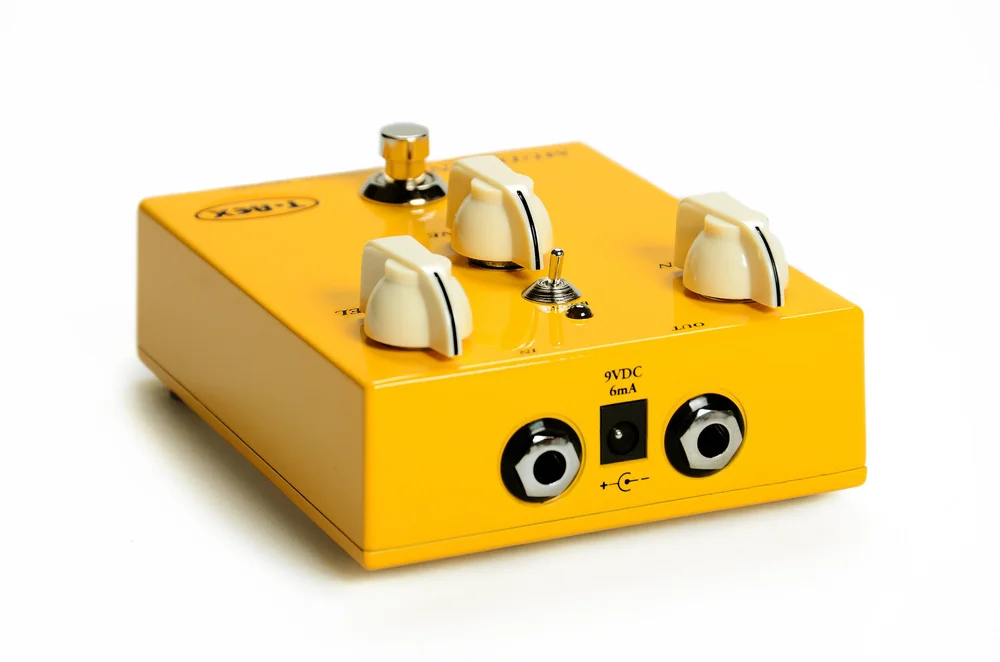 → T-REX EFFECTS ← Pedals for guitar and bass players!
