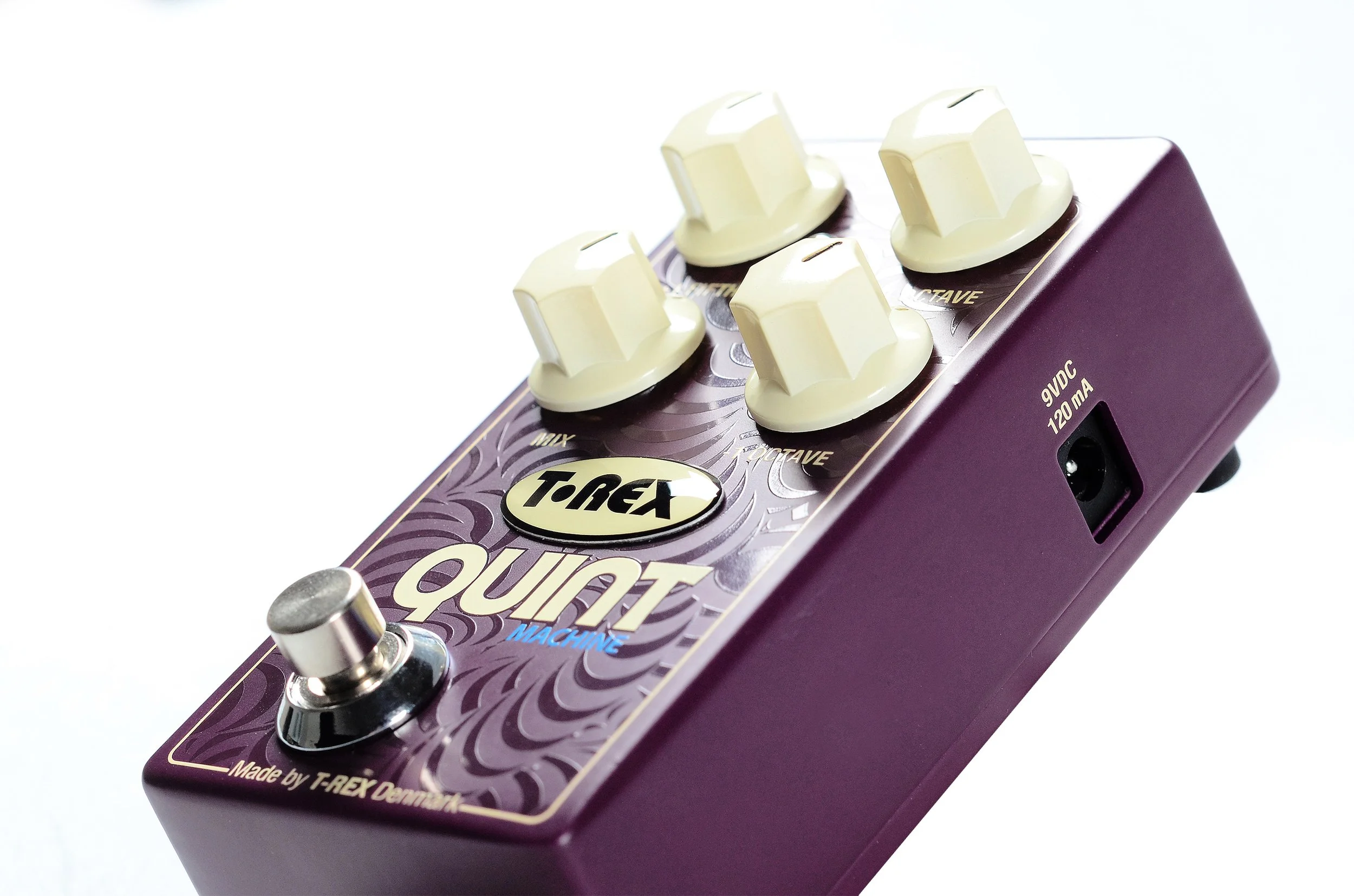 → T-REX EFFECTS ← Pedals for guitar and bass players!