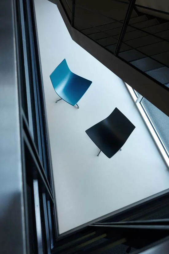 luc-lounge-top.jpg