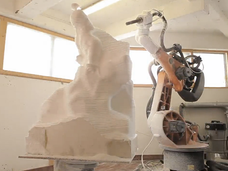 Industrial Robot as Sculptor