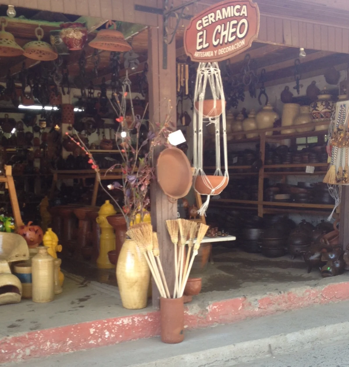 Lots of clay pottery as advertised. Tons of shops, don't know how anyone would choose or how owners manage.