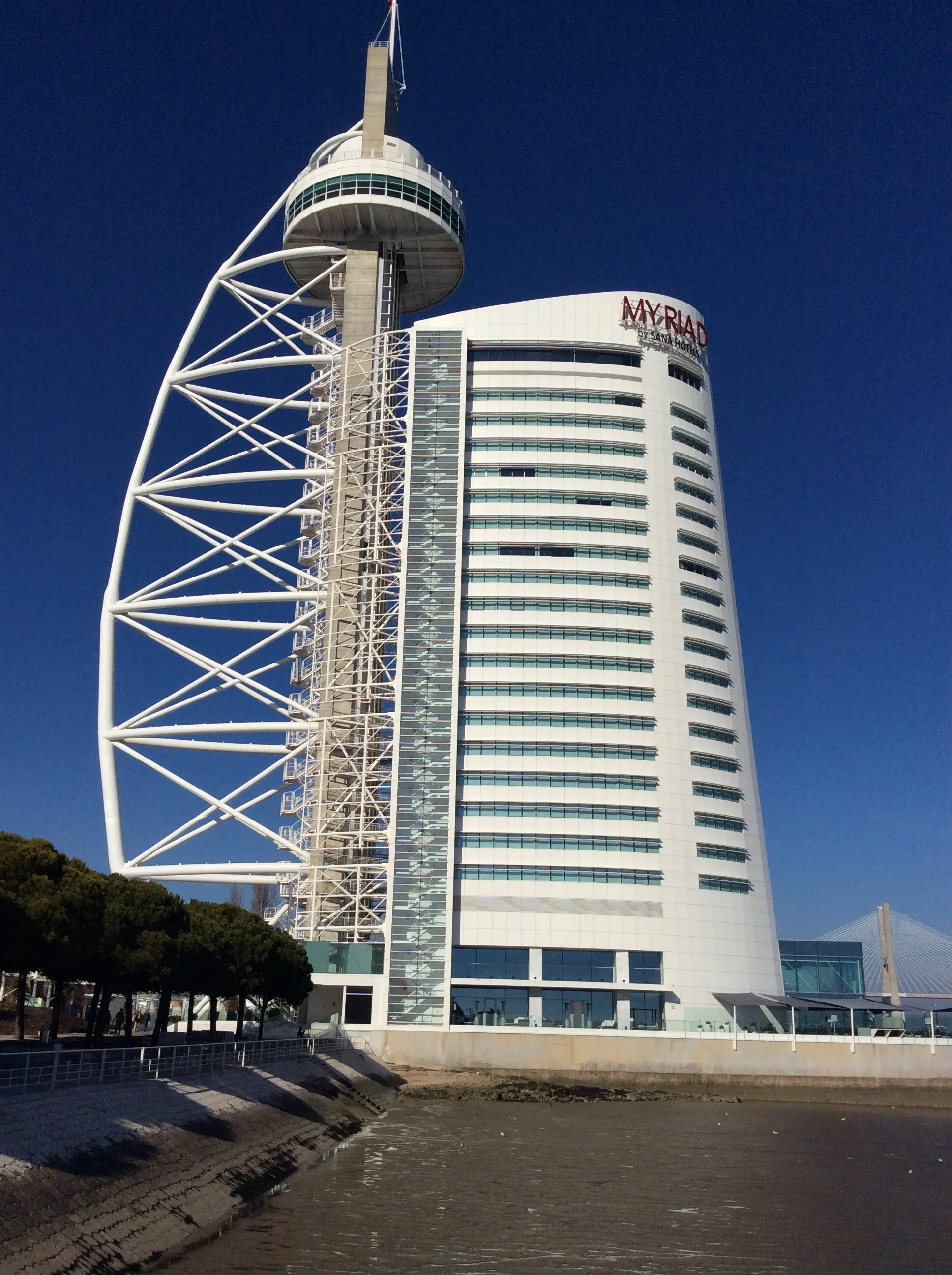 Vasco da Gama Tower
