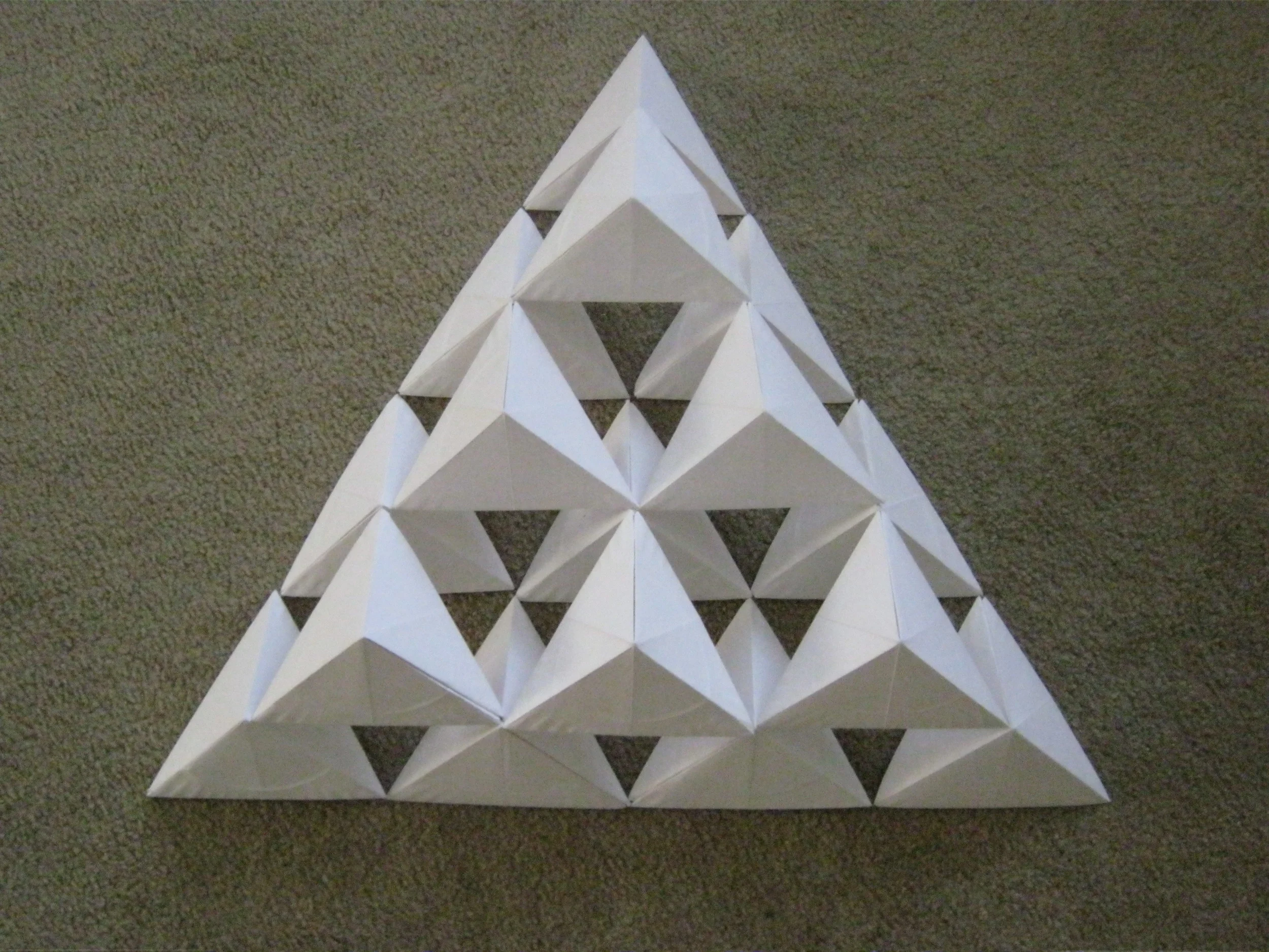 Tetra by Karl Lorenzen