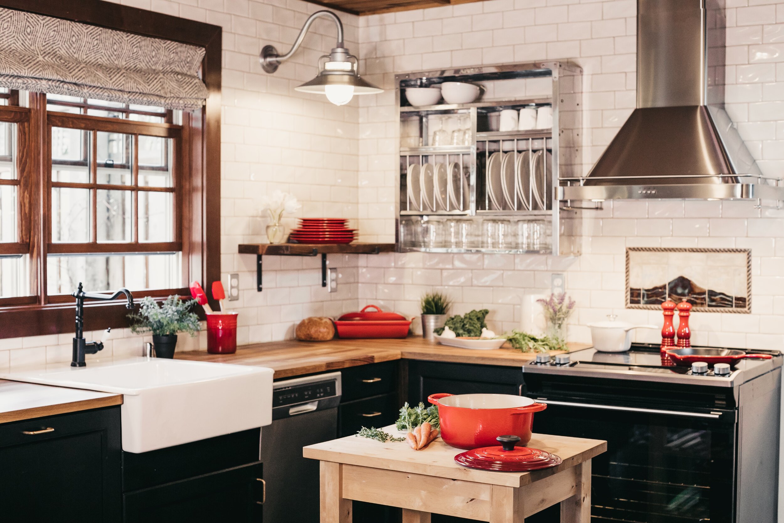 Q&A Sunday: The Best Feng Shui Colors for a Kitchen