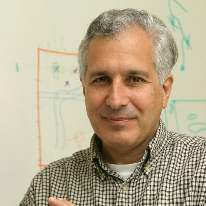 Jeff Lichtman Jeremy R. Knowles Professor of Molecular and Cellular Biology Santiago Ramón y Cajal Professor of Arts and Sciences Members of the Lichtman Lab Conte Connectomics Project
