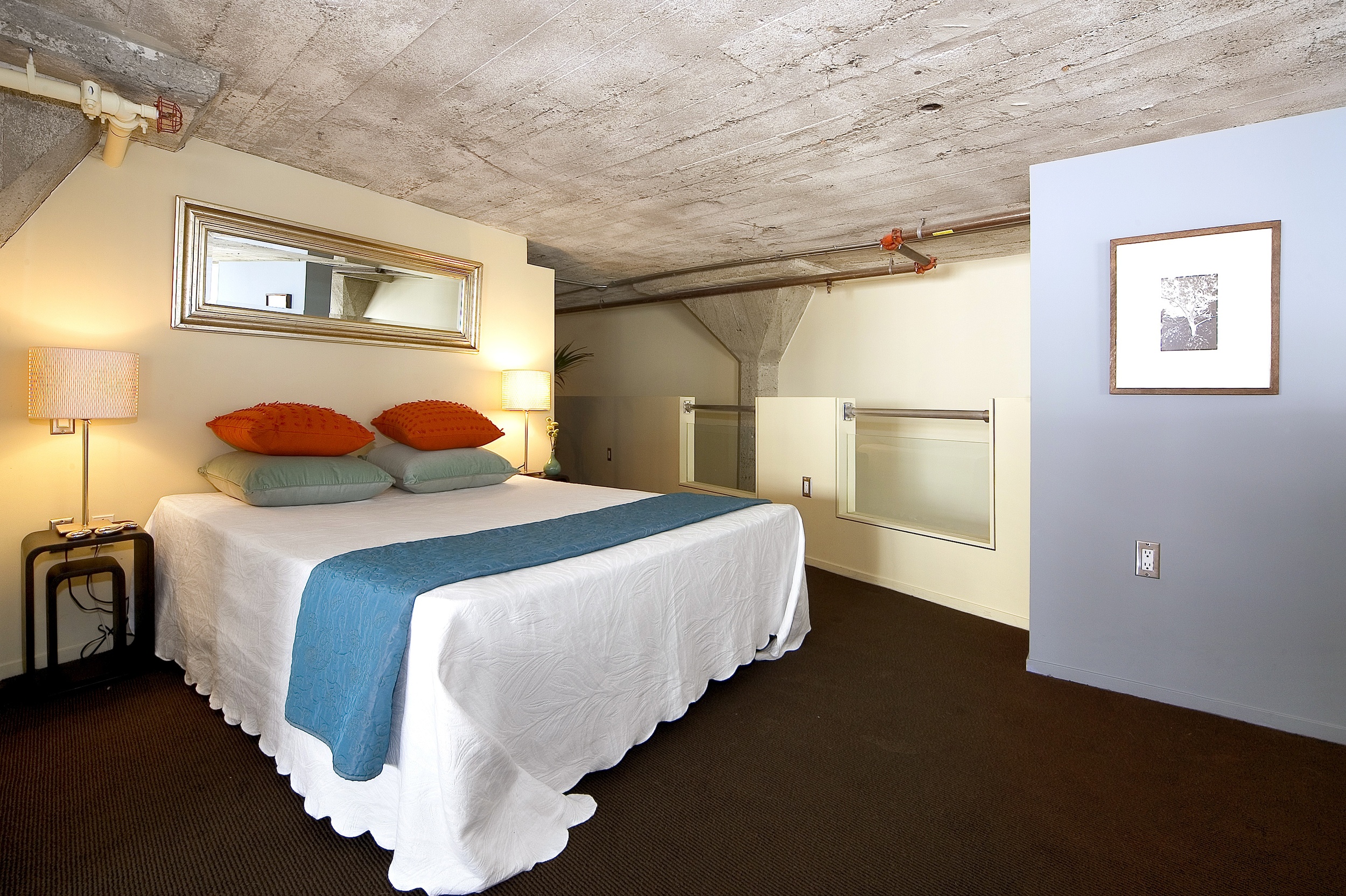 1097 Howard 201 1Bed B.jpg