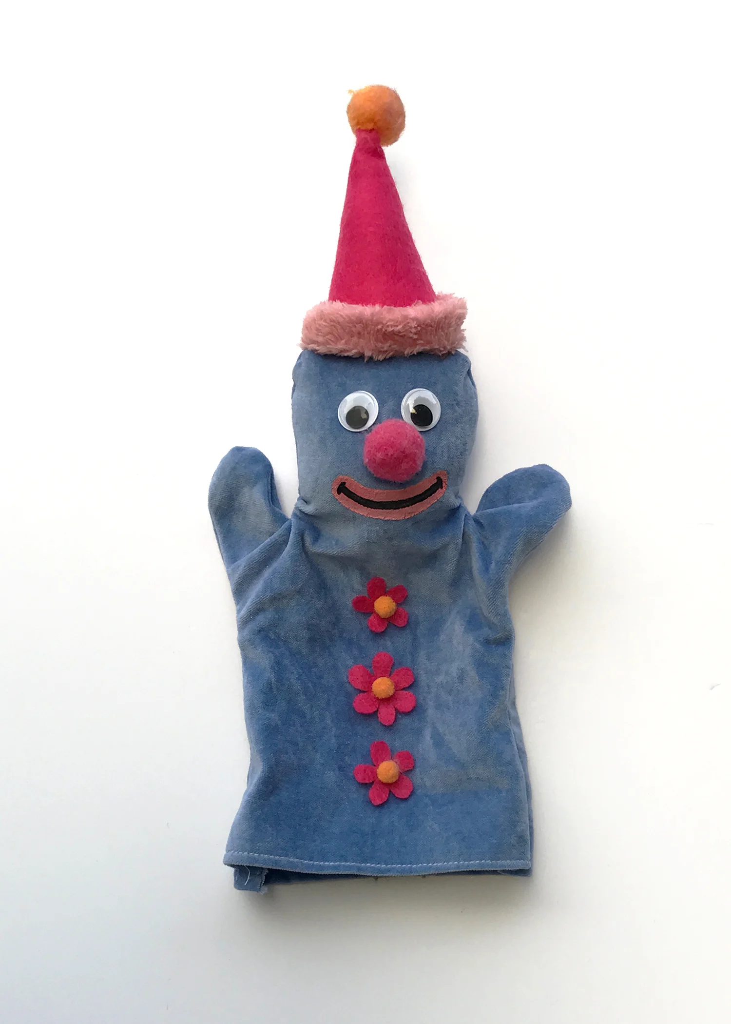 musser_kristin_handpuppet2.jpg