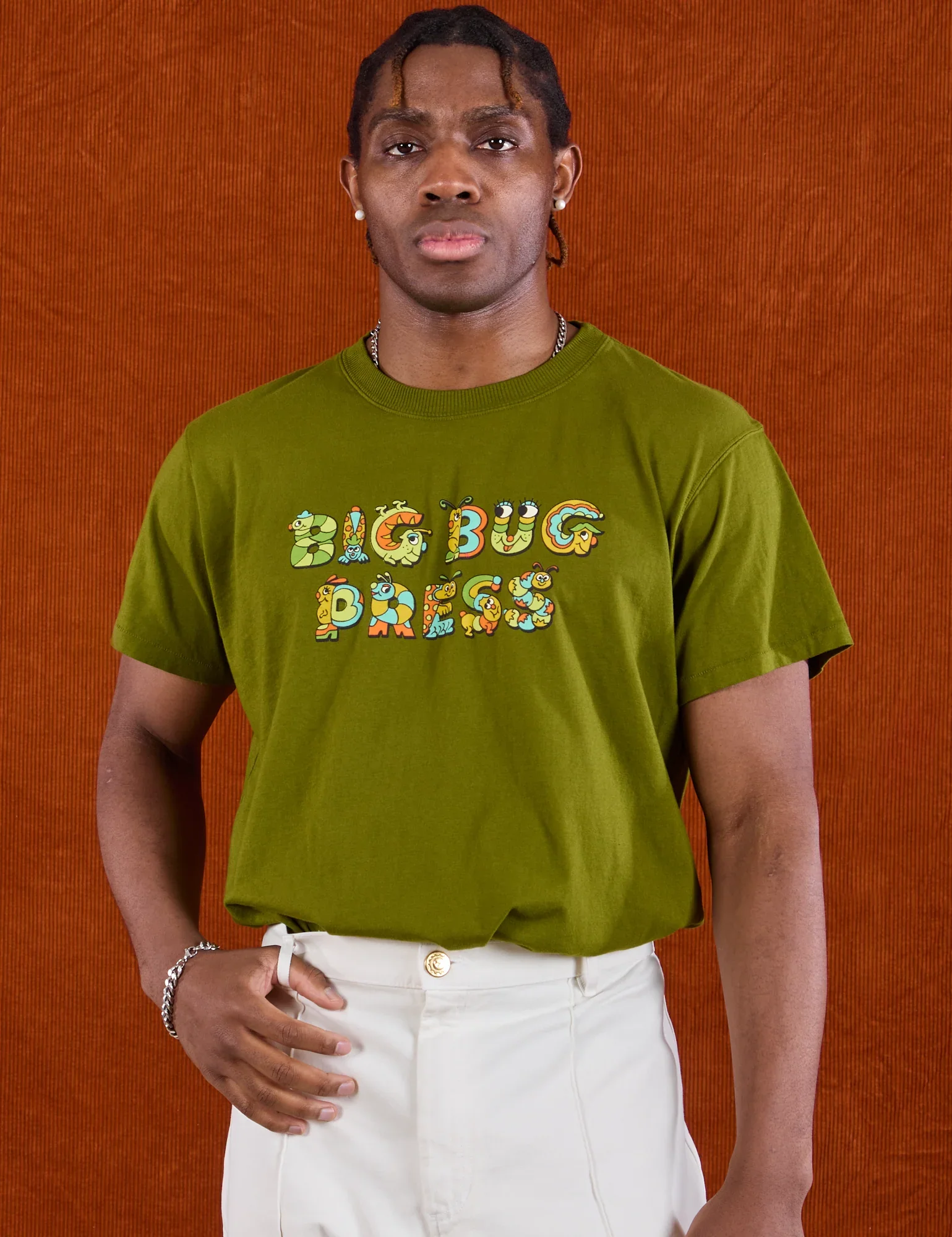 04ECOMMTYPOCOLLECTIONISAACSPELLEDBUGTEEBYMORGAN3-14-258939.webp
