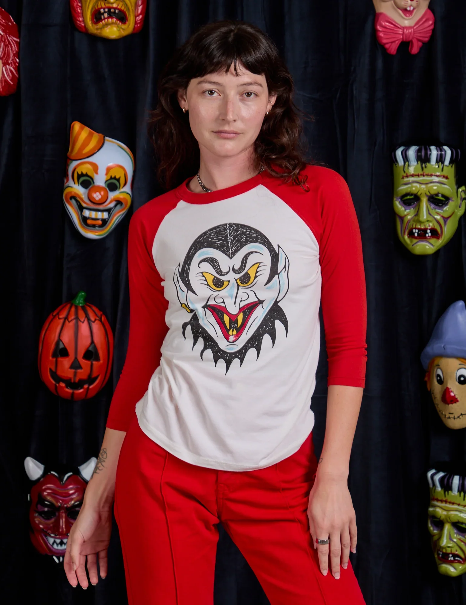 11ECOMMHALLOWEEN_1MASKDRACULATEEALEXPBYMORGAN10-3-258988.webp