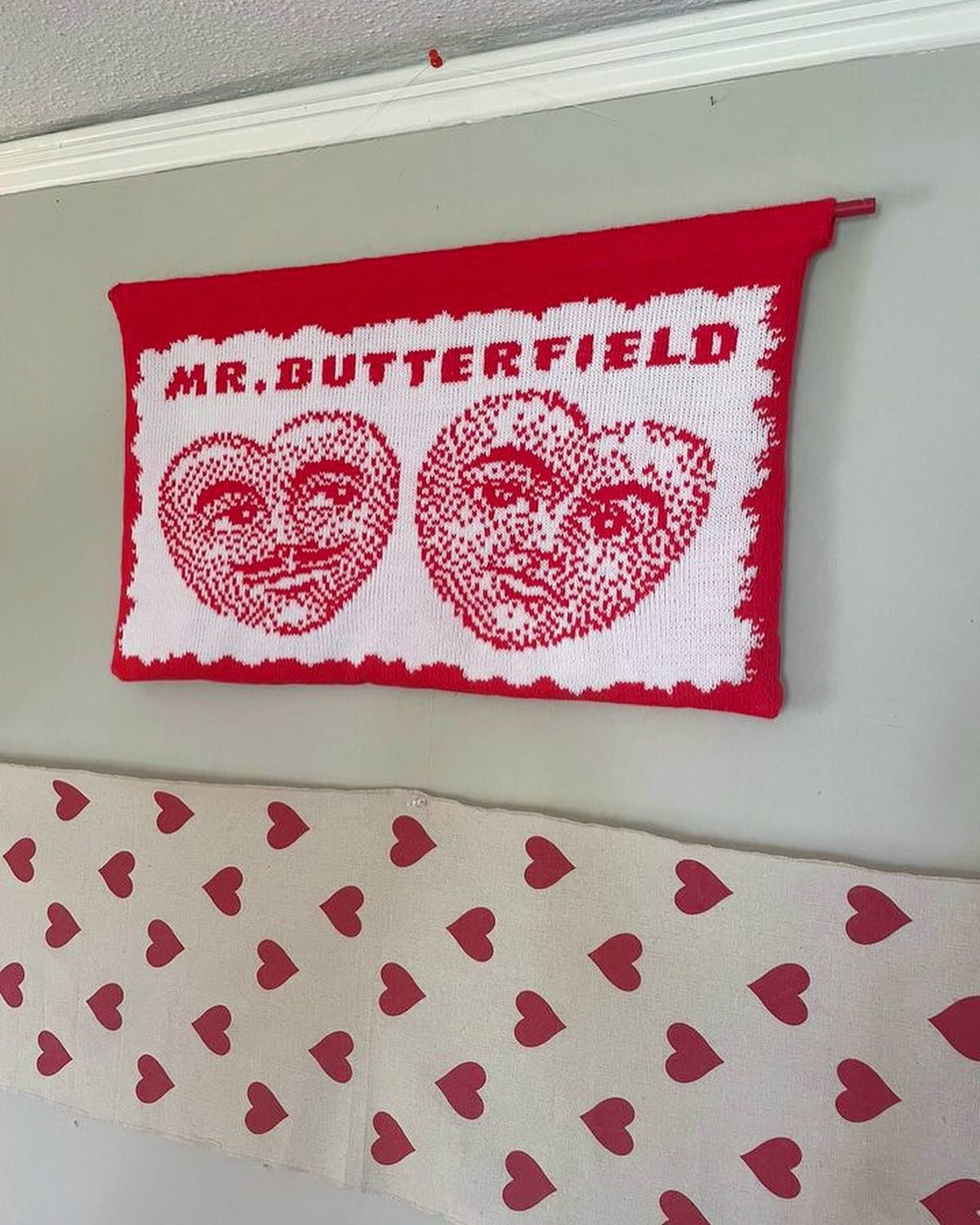 Some pics from @mr.butterfield503 of this lil knit fan art banner I made them. One of my favorite new portland bands ❤️&zwj;🔥 album coming soon so keep ur eyes open for upcoming shows + music 🎶 
.
Also going to open commissions for knit wall hangin