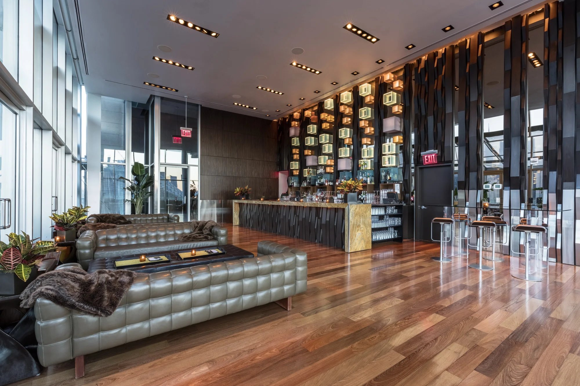 Press_Lounge_0091-HDR-EditLoRes.jpg
