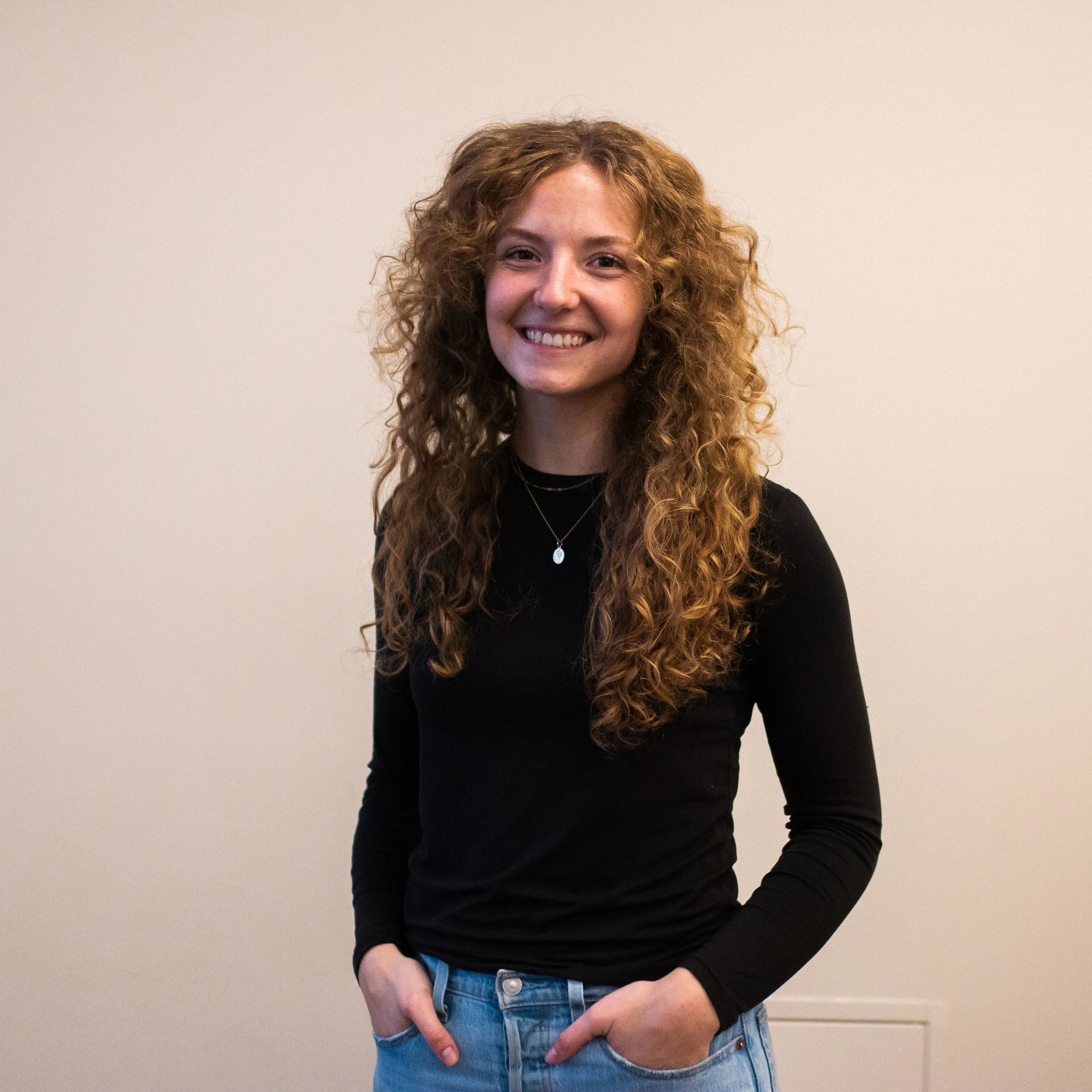 ABI VOTH - Band Member