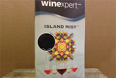 White Cranberry Pinot Gris Sweetness: ØØØØØØOOOO Body: ØOOOO Oak: OOO Winexpert's White Cranberry Pinot Gris bursts with the sweetness that has made White Cranberry a unique and popular flavour in juice, and now Winexpert brings that flavour to you as part of our refreshing line of Island Mist varieties. This wine is very easy to drink and is perfect for backyard barbeques and sharing with friends.