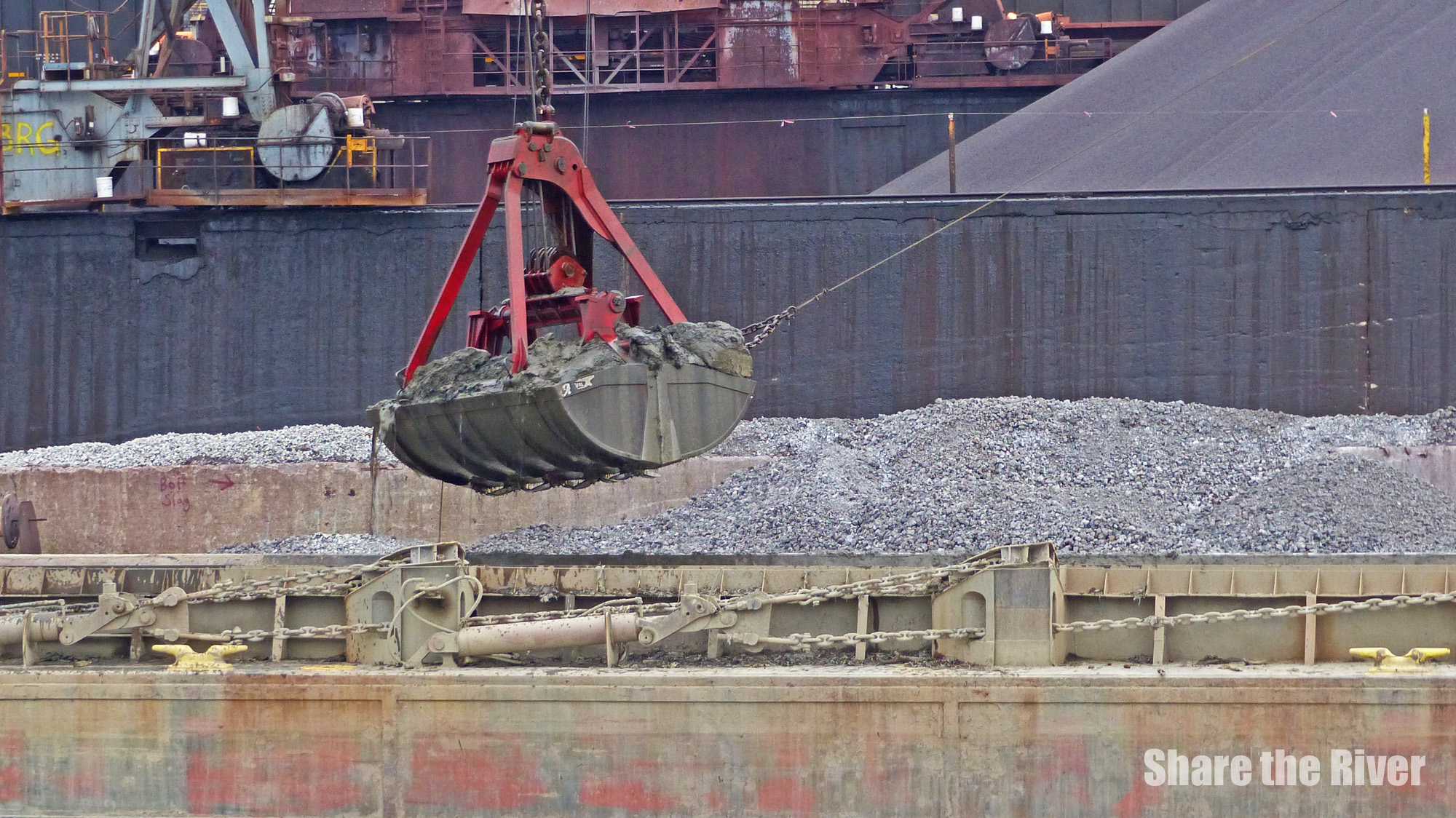 Arcelor dredging_CU_P1040292.jpg