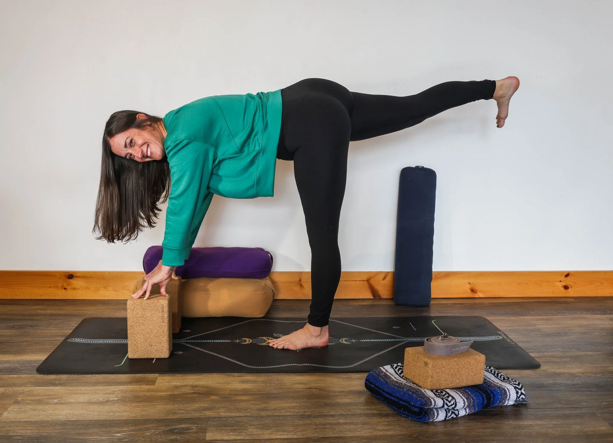 You don&rsquo;t have to be flexible to start yoga.
You don&rsquo;t have to know the names of poses.
You don&rsquo;t have to look like anyone you see online.

All you need is curiosity and a willingness to begin. 💫

Yoga for Absolute Beginners
Saturd