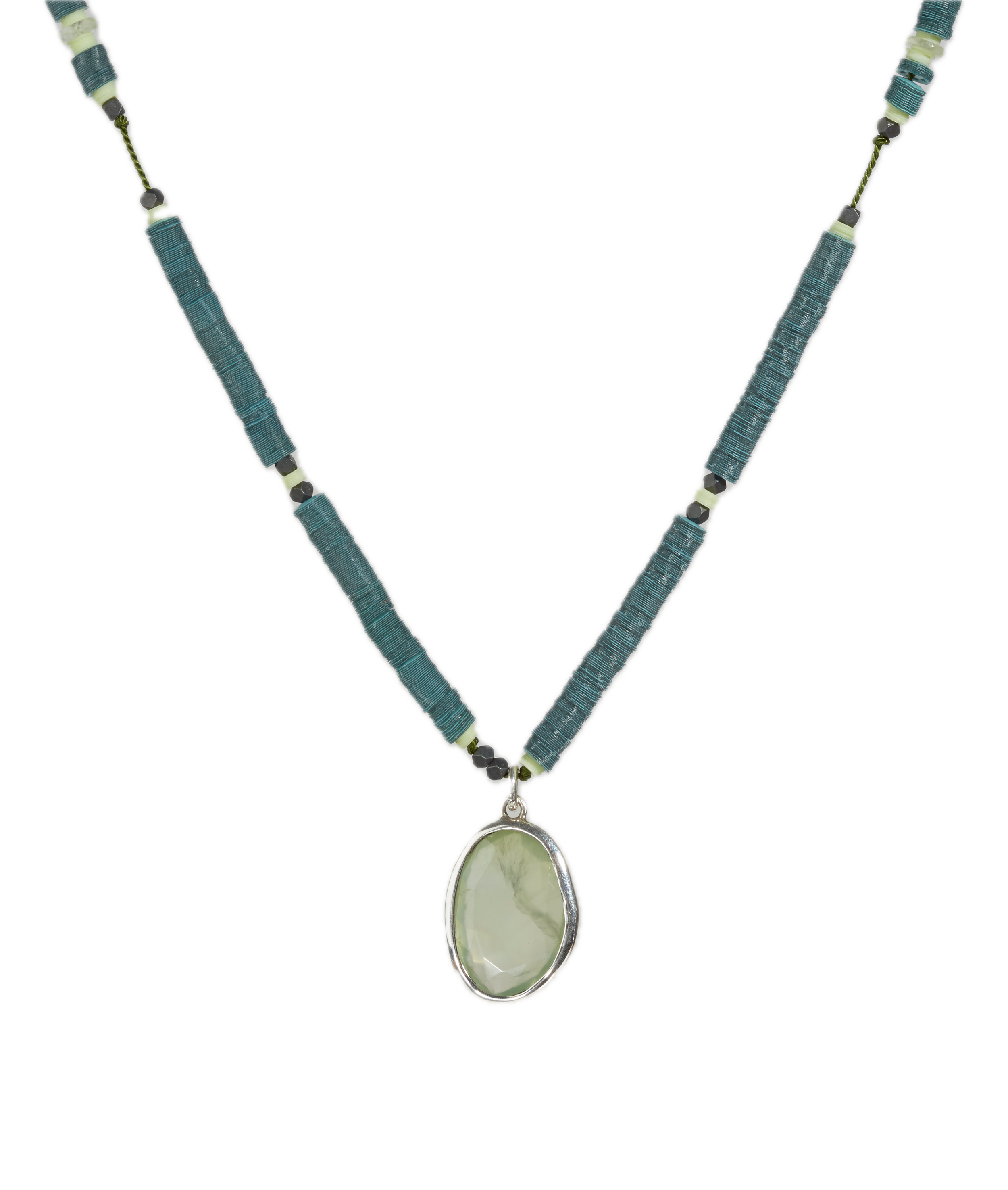 20150902 GH Jewelry0806 Background Removed.png