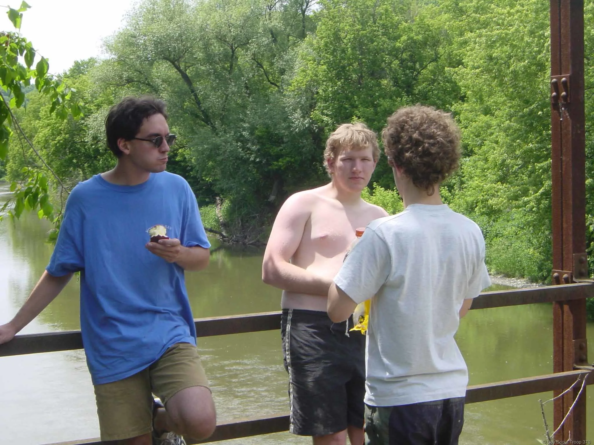 2003_root_river_014.jpg