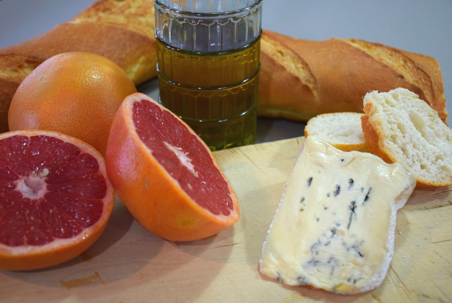 blue cheese and grapefruit croistini 1.jpg