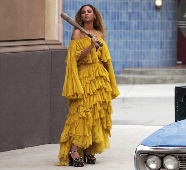 Badass Female Halloween Costume: Beyonce — 204 PARK
