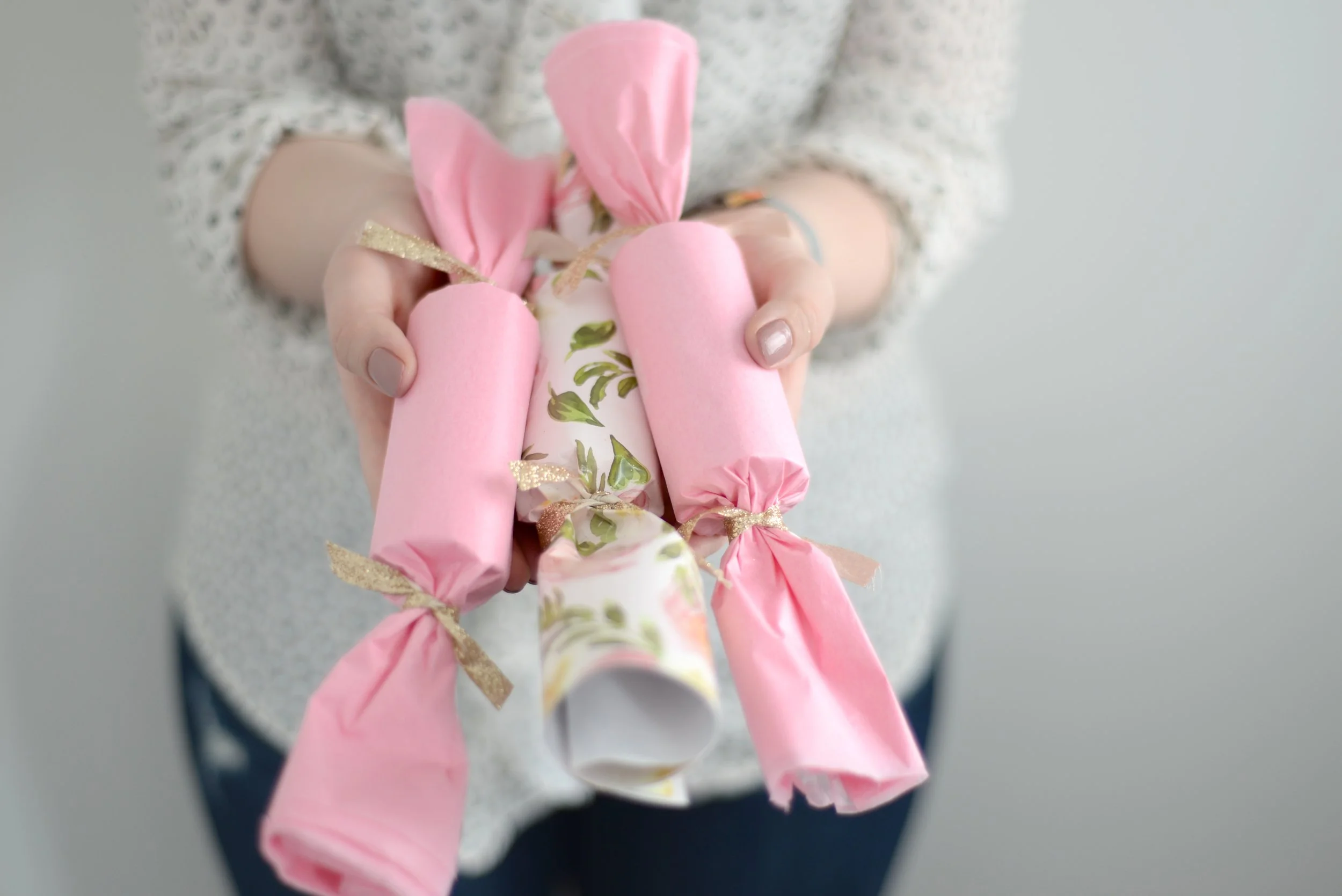 Galentine's Party Poppers — 204 PARK