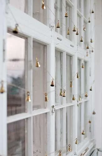 golden-bell-garlands.jpg