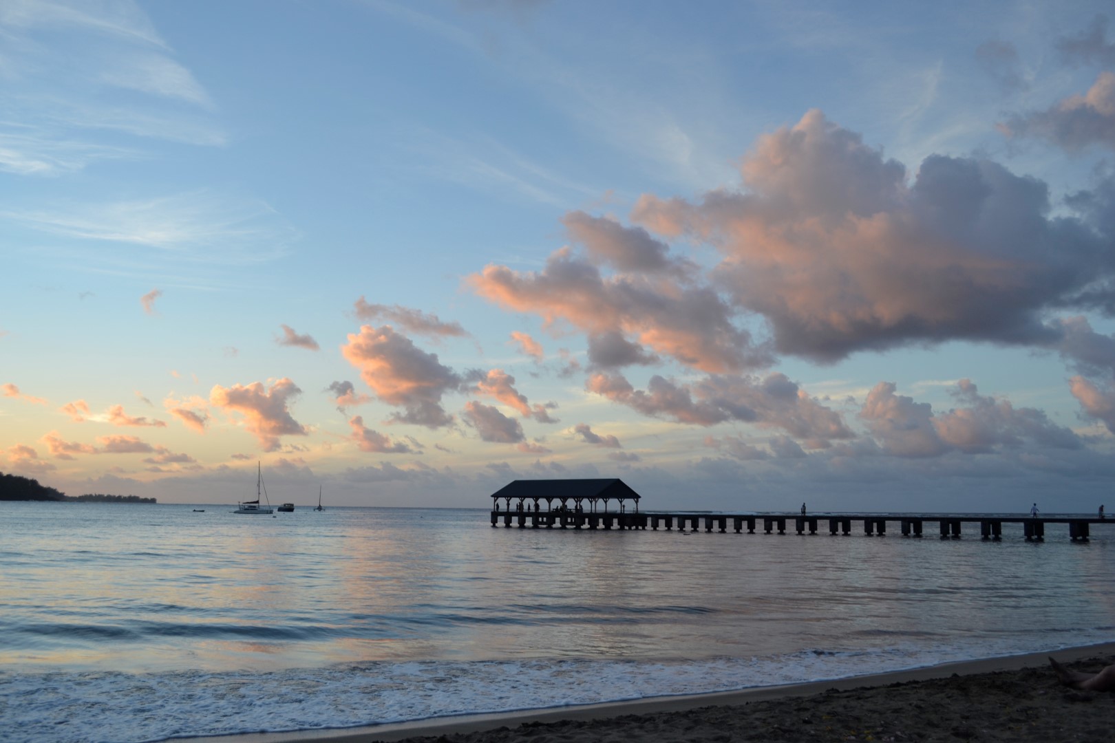 sunset on Hanalei Bay (photo: Andy Bruner)